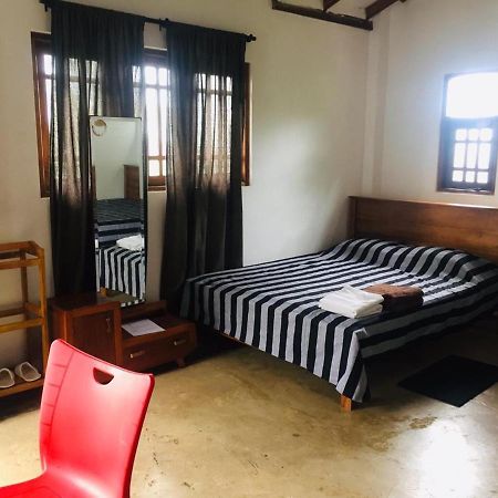 Upland Inn كاندي المظهر الخارجي الصورة