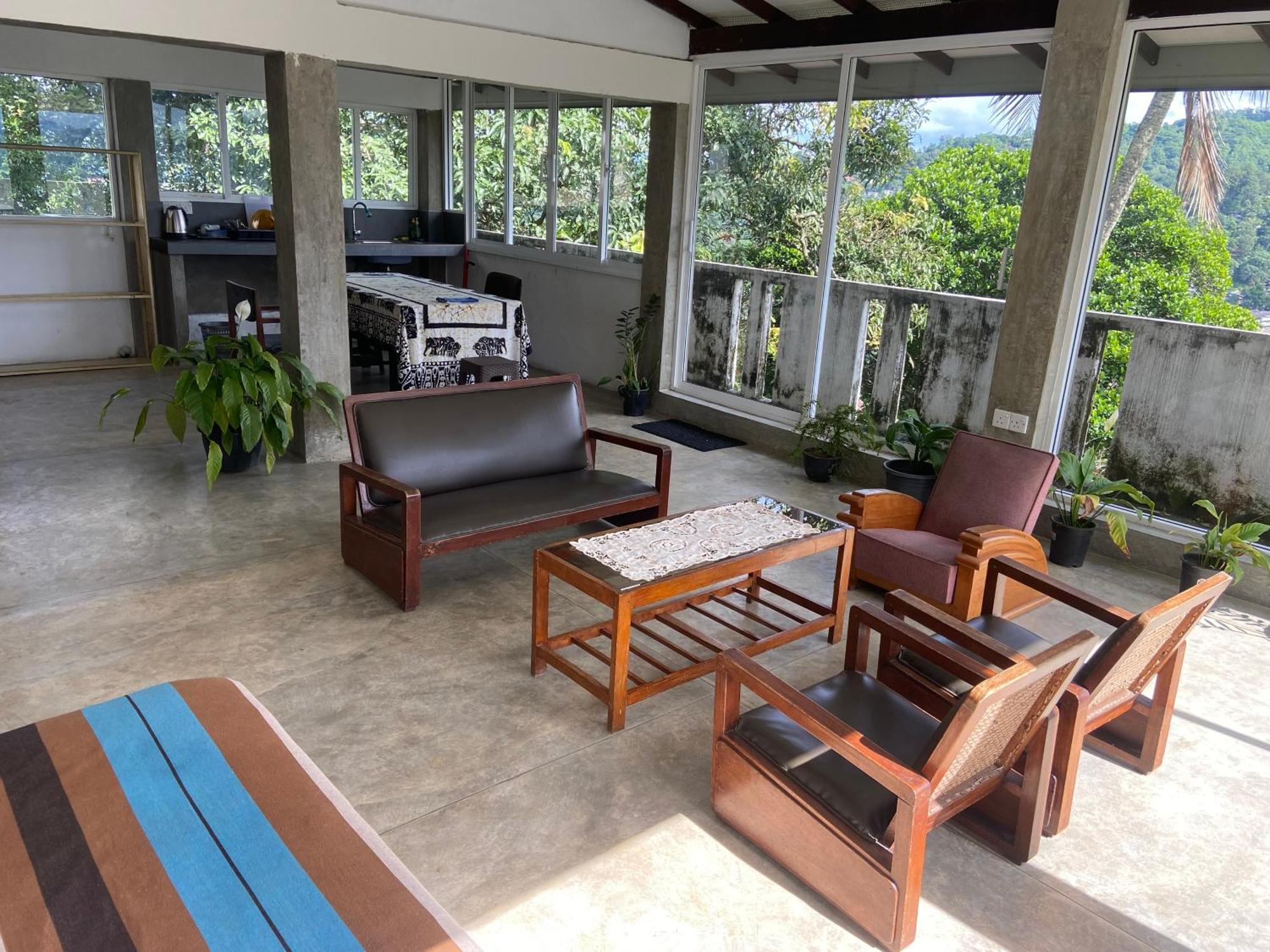 Upland Inn كاندي المظهر الخارجي الصورة