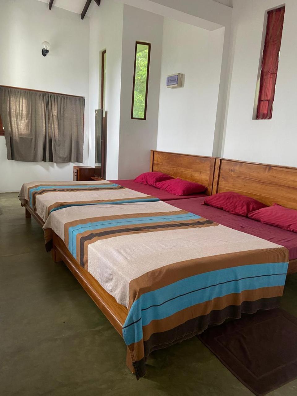 Upland Inn كاندي المظهر الخارجي الصورة