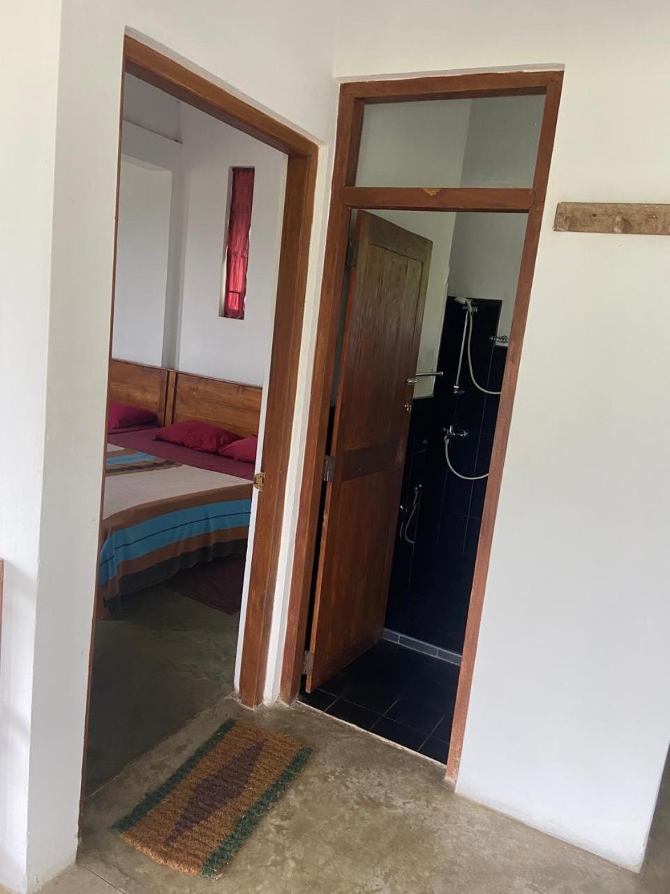 Upland Inn كاندي المظهر الخارجي الصورة