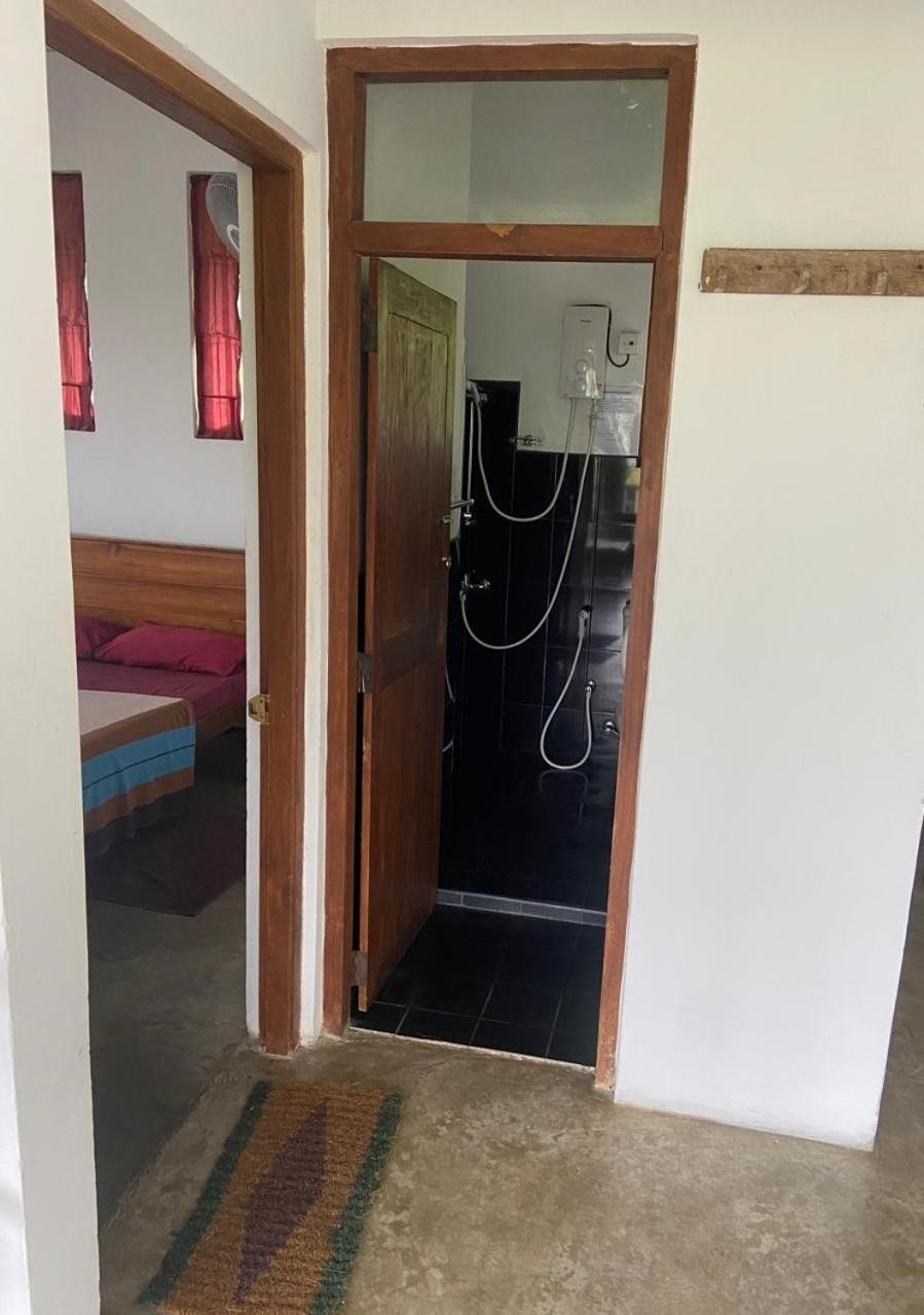 Upland Inn كاندي المظهر الخارجي الصورة
