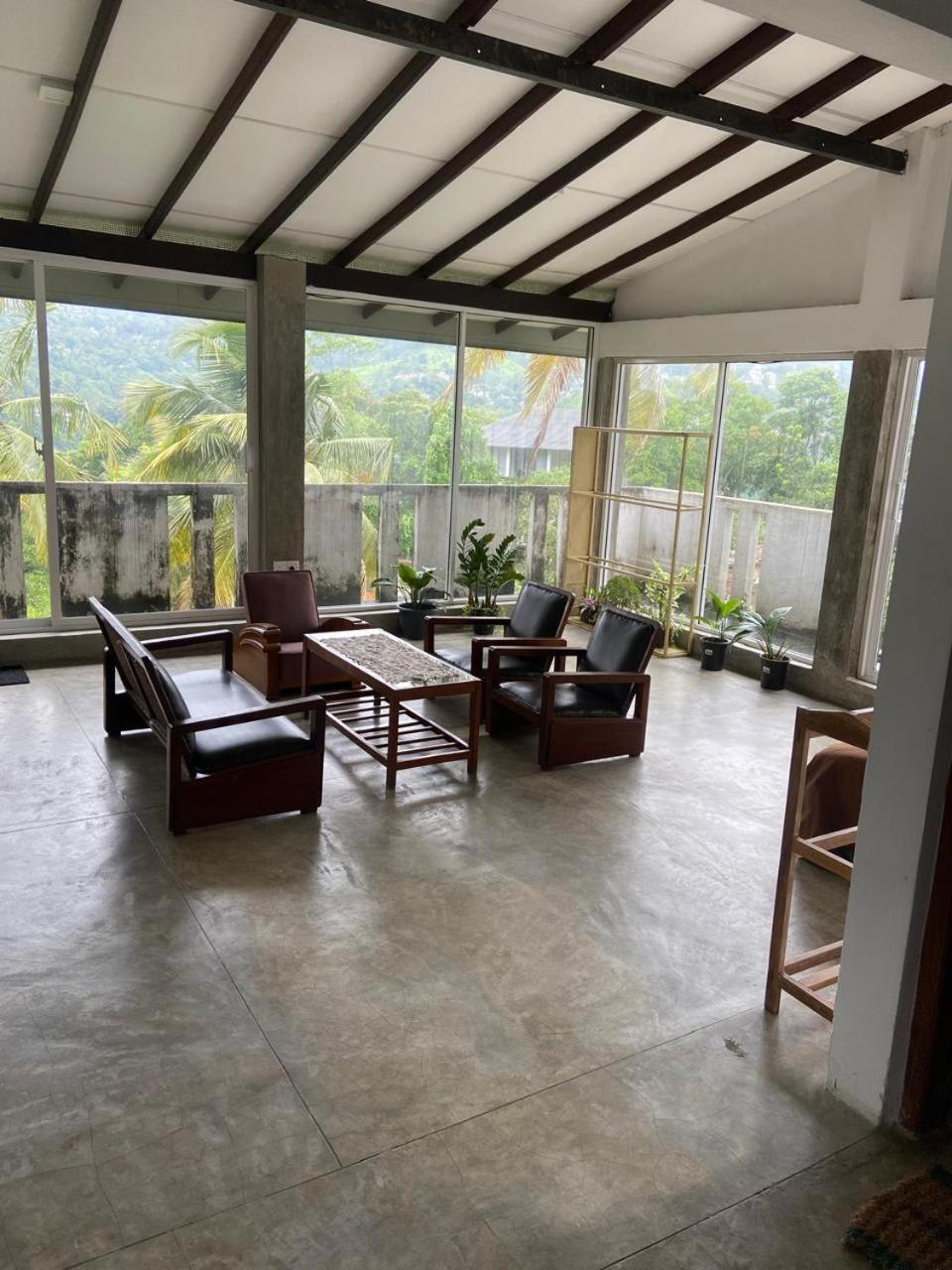 Upland Inn كاندي المظهر الخارجي الصورة