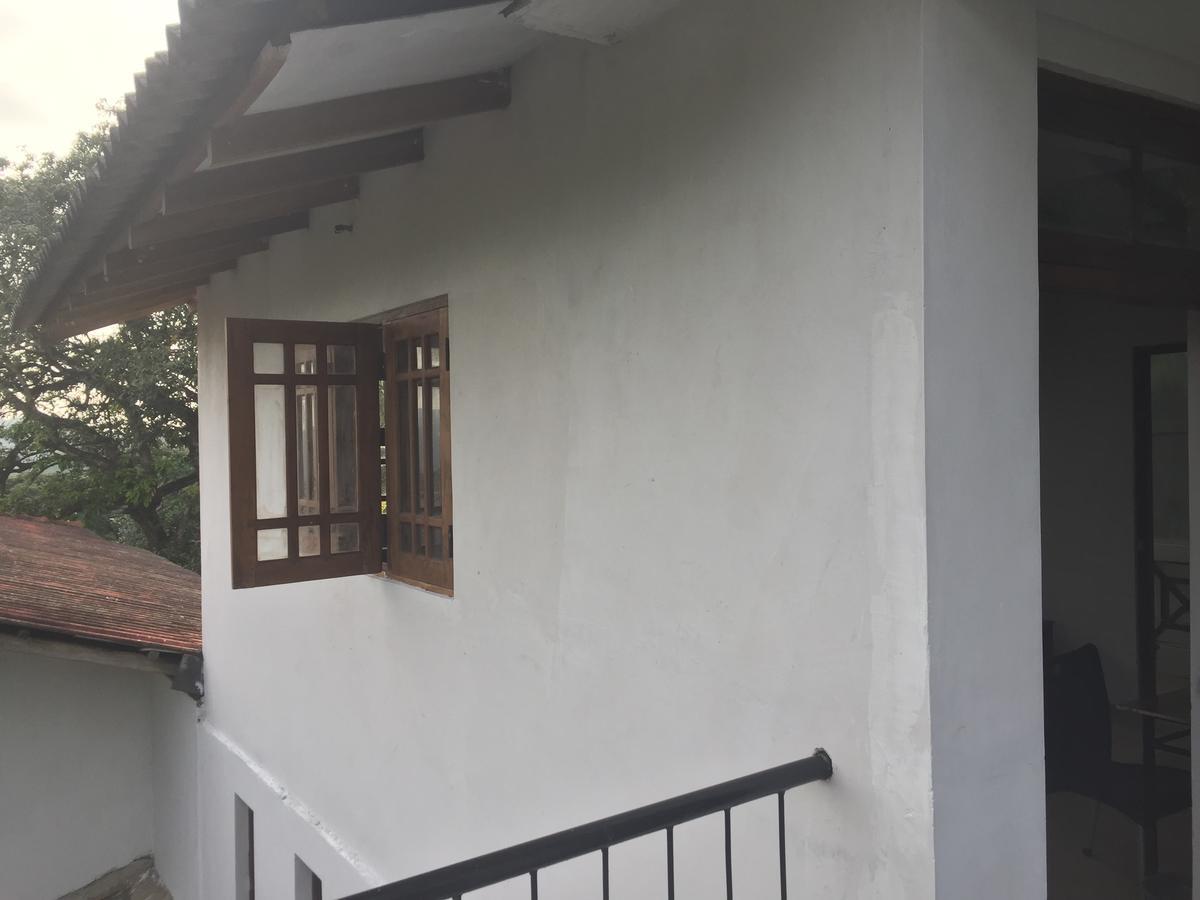 Upland Inn كاندي المظهر الخارجي الصورة