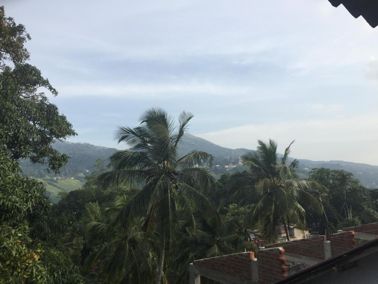 Upland Inn كاندي المظهر الخارجي الصورة